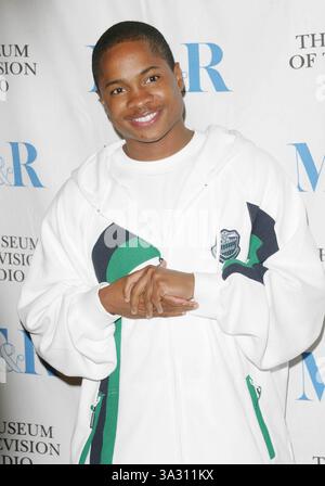 15. MÄRZ 2004 - WEST HOLLYWOOD, KALIFORNIEN, USA - SAM JONES III -..DAS MUSEUM OF TELEVISION AND RADIO PRÄSENTIERT DAS 21. JÄHRLICHE WILLIAM PALEY TV FESTIVAL. DGA THEATER, WEST HOLLYWOOD, CA -.03/15/2004 -. NINA PROMMER/ 2004.K35941NP(Bild: © Globe Photos/ZUMAPRESS.com) Stockfoto