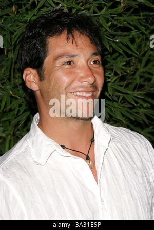 AUGUST 2004 - WESTWOOD, KALIFORNIEN, USA - BENITO MARTINEZ -..V LIFE EMMY NOMINEE PORTFOLIO PARTY -. W HOTEL, WESTWOOD, CA - 08/16/2004 -. NINA PROMMER/ 2004.K38718NP(Bild: © Globe Photos/ZUMAPRESS.com) Stockfoto