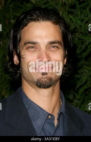 AUGUST 2004 - WESTWOOD, KALIFORNIEN, USA - JOHNATHAN SCHAECH -..V LIFE EMMY NOMINEE PORTFOLIO PARTY -. W HOTEL, WESTWOOD, CA - 08/16/2004 -. NINA PROMMER/ 2004.K38718NP(Bild: © Globe Photos/ZUMAPRESS.com) Stockfoto