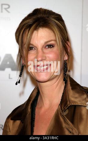 1. DEZEMBER 2004 - HOLLYWOOD, KALIFORNIEN, USA - K40634KI. DER FLIEGER LOS ANGELES PREMIERE IM CHINESE THEATRE IN HOLLYWOOD, KALIFORNIEN.12.01.04. KATHRYN INDIEK/ 2004.MICHELE LAROQUE (Bild: © Globe Photos/ZUMAPRESS.com) Stockfoto