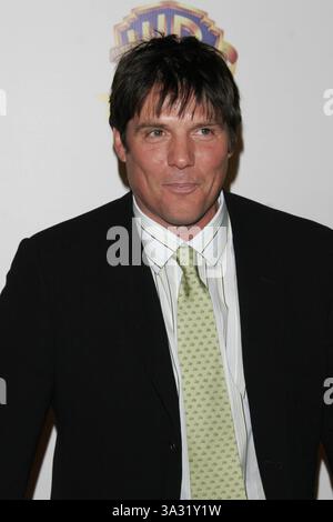 Januar 2005 - Burbank, KALIFORNIEN, USA - PAUL JOHANSSON -. WARNER BROS TELEVISION UND WARNER HOME VIDEO FEIERN 50 JAHRE QUALITÄTSFERNSEHEN -. WARNER BROS LOT, STAGE 6, BURBANK, CA. 01.01.2005 -. NINA PROMMER/ 2005.K41185NP(Bild: © Globe Photos/ZUMAPRESS.com) Stockfoto