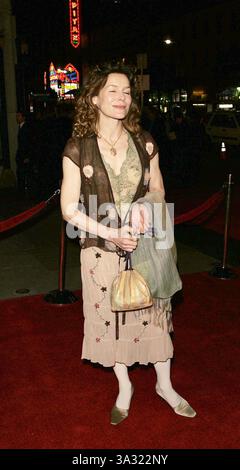 März 2005 - Hollywood, KALIFORNIEN, USA - ALICE KRIGE -. DEADWOOD - STAFFEL 2 AUF HBO - LOS ANGELES PREMIERE -. HOLLYWOOD, CA - 03.03.2005 -. NINA PROMMER/ 2005.K41912NP(Bild: © Globe Photos/ZUMAPRESS.com) Stockfoto