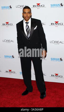 FEBRUAR 2005 - BEVERLY HILLS, KALIFORNIEN - K41292FB. CLIVE DAVIS 2005 VOR DER GRAMMY PARTY IM BEVERLY. HILLS HOTEL, BEVERLY HILLS, CA. 02-12-2005. FITZROY BARRETT/ 2005.MARIO(Bild: © Globe Photos/ZUMAPRESS.com) Stockfoto