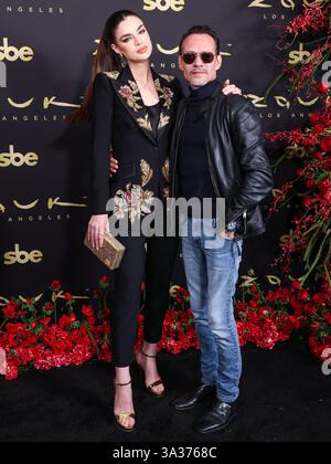LOS ANGELES, KALIFORNIEN, USA – 13. MÄRZ: Nadia Ferreira und Ehemann Marc Anthony treffen am 13. März 2025 in Los Angeles, Kalifornien, ein. (Foto: Xavier Collin/Image Press Agency) Stockfoto