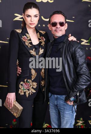 LOS ANGELES, KALIFORNIEN, USA – 13. MÄRZ: Nadia Ferreira und Ehemann Marc Anthony treffen am 13. März 2025 in Los Angeles, Kalifornien, ein. (Foto: Xavier Collin/Image Press Agency) Stockfoto