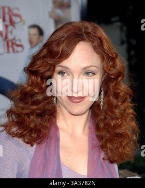 NOVEMBER 2005 - HOLLYWOOD, KALIFORNIEN, USA - K45814FB.YOURS, MINE AND OURS PREMIERE AUF DER CINERAMADOME HOLLYWOOD, CA. 20.11.2005. FITZROY BARRETT / 2005.AMY YASBECK(Kreditbild: © Globe Photos/ZUMAPRESS.com) Stockfoto