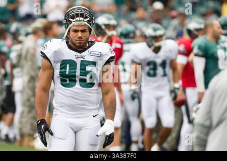 28. Juli 2014: Philadelphia Eagles Linebacker Mychal Kendricks (95) beobachtet während des Philadelphia Eagles Training Camp im Lincoln Financial Field in Philadelphia, Pennsylvania. (Bild: © Chris Szagola/Cal Sport Media/ZUMAPRESS.com) Stockfoto