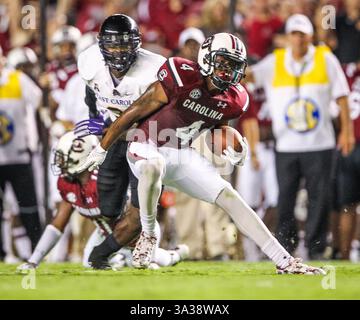 6. September 2014 - Columbia, SC, USA - South Carolina Wide Receiver Shaq Roland (4) sucht während der ersten Halbzeit im Williams-Brice Stadium in Columbia, S.C., Samstag, 6. September 2014 nach Laufraum. (Abbildung: © Tim Dominick/MCT/ZUMA Wire) Stockfoto
