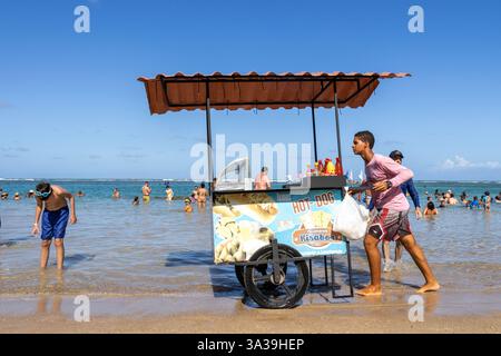 Strandverkäufer in Porto de Galinhas Stockfoto