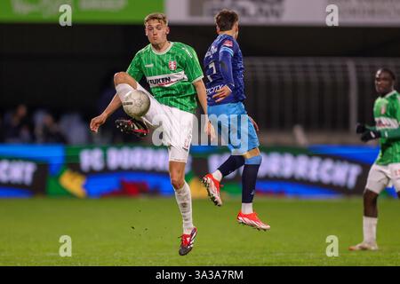 Dordrecht, Niederlande. März 2025. DORDRECHT, NIEDERLANDE - 14. MÄRZ: SEM Valk vom FC Dordrecht im M-Scores Stadion am 14. März 2025 in Dordrecht, Niederlande. (Foto von Hans van der Valk/Orange Pictures) Credit: Orange Pics BV/Alamy Live News Stockfoto