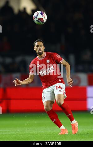 Bristol, Großbritannien. März 2025. Zak Vyner aus Bristol City kontrolliert den Ball während des Sky Bet Championship Matches in Ashton Gate, Bristol. Der Bildnachweis sollte lauten: Annabel Lee-Ellis/Sportimage Credit: Sportimage Ltd/Alamy Live News Stockfoto