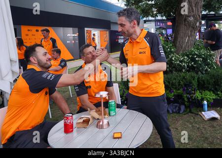 Malbourne, Australien. Februar 2025. 19/2025 - Andrea Stella (ITA) - Leiter des McLaren F1-Teams während der Qualifikationsrunde des Louis Vuitton Grand Prix 2025 in Australien; Albert Park, Melbourne, Australien, 14. Bis 16. März 2025 (Foto: Alessio de Marco/SIPA USA) Credit: SIPA USA/Alamy Live News Stockfoto