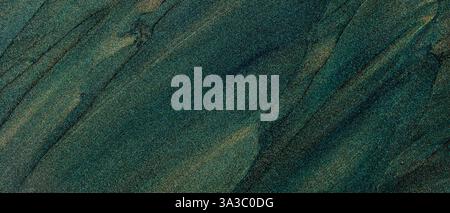 Abstrakter Hintergrund mit schillernden Grün-Blau-Texturen und schimmernder Oberfläche Stockfoto