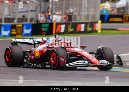 Melbourne, Victoria, Australien. März 2025. MELBOURNE, AUSTRALIEN – 15. MÄRZ: Charles Leclerc aus Monaco fährt den Scuderia Ferrari HP SF-25 während des dritten Trainings beim Großen Preis von Australien 2025 im Albert Park in Melbourne, Australien (Foto: © Chris Putnam/ZUMA Press Wire) NUR REDAKTIONELLE VERWENDUNG! Nicht für kommerzielle ZWECKE! Stockfoto