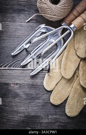 Kehlgabel Reke Lederhandschuhe hank of String Agriculture Concept Stockfoto