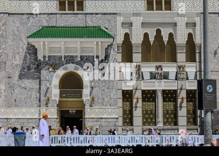 Mekka Saudi - Arabien 12 . März 2025 , muslimische Gebete mit Hadsch und Umra . Al-Haram-Moschee Stockfoto