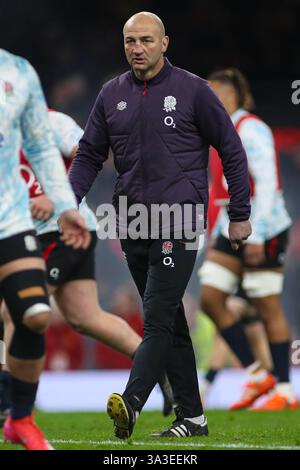 Cardiff, Großbritannien. März 2025. England Head Coach Steve Borthwick während des Guinness 6 Nations Matches Wales gegen England 2025 im Principality Stadium, Cardiff, Vereinigtes Königreich, 15. März 2025 (Foto: Andrew Lewis/News Images) in Cardiff, Vereinigtes Königreich am 15. März 2025. (Foto: Andrew Lewis/News Images/SIPA USA) Credit: SIPA USA/Alamy Live News Stockfoto