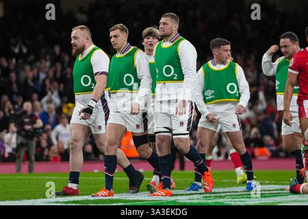 Cardiff, Großbritannien. März 2025. England Substituates feiern einen Versuch beim Guinness 6 Nations Match Wales gegen England 2025 im Principality Stadium, Cardiff, Vereinigtes Königreich, 15. März 2025 (Foto: Andrew Lewis/News Images) in Cardiff, Vereinigtes Königreich am 15. März 2025. (Foto: Andrew Lewis/News Images/SIPA USA) Credit: SIPA USA/Alamy Live News Stockfoto