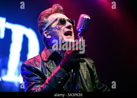 Buenos Aires (15. März 2025). Die Punkrock-Legende The Damned (Dave Vanian, Sänger) spielt live in El Teatro Flores, Argentinien. Quelle: Mariano Garcia/Alamy Live News Stockfoto