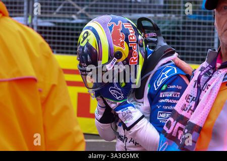 Malbourne, Australien. Februar 2025. 19/2025 - Isack Hadjar (FRA) VCARB 02 RBPT Honda während des Formel-1-Rennens Louis Vuitton Australian Grand Prix 2025; Albert Park, Melbourne, Australien, 14. Bis 16. März 2025 (Foto: Alessio de Marco/SIPA USA) Credit: SIPA USA/Alamy Live News Stockfoto