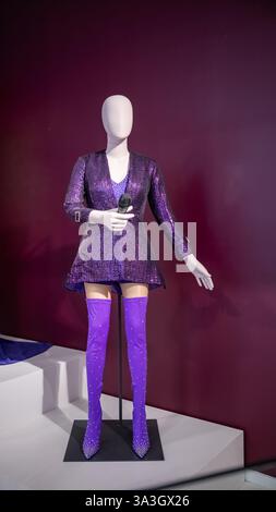 Sonia's Eurovision Dress, Museum of Liverpool, Pier Head, Liverpool Stockfoto
