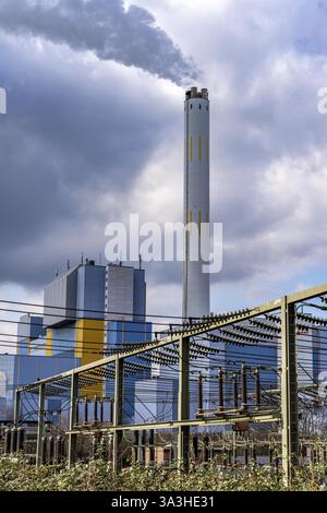 Die gemeinsame Müllverbrennungsanlage Niederrhein, GMVA, in Oberhausen, erzeugt Strom und Fernwärme, Transformatorstation Nordrhein-West Stockfoto