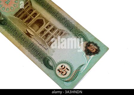 Auf der Rückseite der fünfundzwanzig irakischen Dinar bei der irakischen Zentralbank 1982 befinden sich der Abbasidenpalast, alte 25 irakische Dinar, alte irakische Dinar Stockfoto