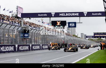 Melbourne, Australien. März 2025. Die Fahrer starten während des Formel 1 Australien Grand Prix im Albert Park in Melbourne, Australien, am 16. März 2025. Quelle: Hu Jingchen/Xinhua/Alamy Live News Stockfoto