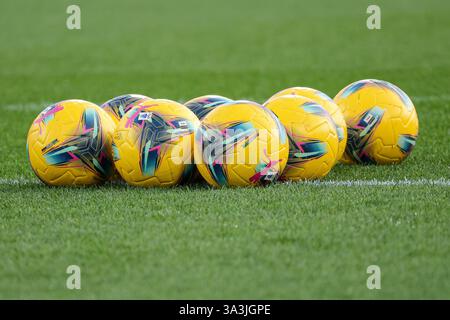 Artemio Franchi Stadium, Florenz, Italien. März 2025. Italienischer Fußball der Serie A; Fiorentina gegen Juventus; Offizielle Bälle des Spiels Credit: Action Plus Sports/Alamy Live News Stockfoto