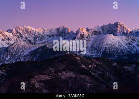 Erster Wintertag 2024 im Tatra-Gebirge Stockfoto