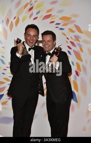 Anthony McPartlin und Declan DonnellyThe National Television Awards 2020 in der o2 Arena, Greenwich, London, England am 28. Januar 2020. CAP/PL ©Phil Loftus/Capital Pictures Stockfoto