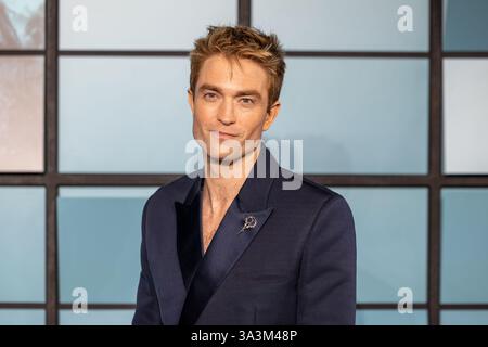 Celebs nehmen an der Mickey 17 World Premiere am Leicester Square Teil mit: Robert Pattinson Where: London, United Kingdom When: 13 Feb 2025 Credit: Phil Lewis/WENN Stockfoto