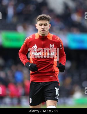 London, Großbritannien. März 2025. Craven Cottage, 16. März 2025: Tom Cairney of Fulham während des Premier League-Spiels zwischen Fulham und Tottenham Hotspur im Craven Cottage am 16. März 2025 in London. (Pedro Soares/SPP) Credit: SPP Sport Press Photo. /Alamy Live News Stockfoto