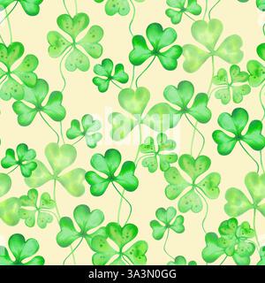 Kleeblätter und Kleeblätter. Nahtloses Muster. Aquarell- und Markierungsabbildungen. Handgezeichnetes irisches Symbol des St. Patrick's Day. Isoliert Stockfoto