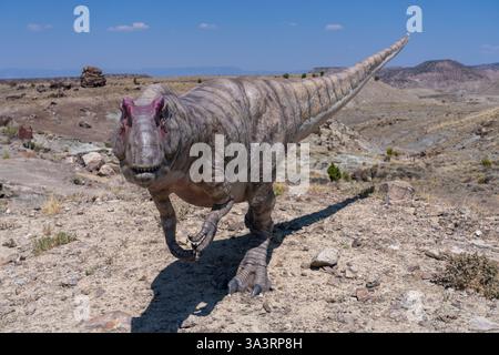 Ein allosaurus-Modell im Cleveland-Lloyd Dinosaur Quarry / Jurassic National Monument, Utah. Stockfoto
