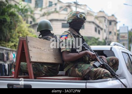 Port-au-Prince, Port-au-Prince, Haiti. März 2025. Beerdigung zweier haitianischer Soldaten, die während eines Angriffs auf Delmas 30, Port-au-Prince, getötet wurden. (Credit Image: © Patrice Noel/ZUMA Press Wire) NUR REDAKTIONELLE VERWENDUNG! Nicht für kommerzielle ZWECKE! Quelle: ZUMA Press, Inc./Alamy Live News Stockfoto