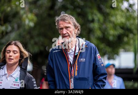 JIM RATCLIFFE im Paddock während des FORMEL-1-RENNTAGES LOUIS VUITTON AUSTRALIAN GRAND PRIX 2025 auf dem Albert Park Circuit, Melbourne, Australien am 16. März 2025 Credit: Antoine Lapeyre/Every Second Media Stockfoto