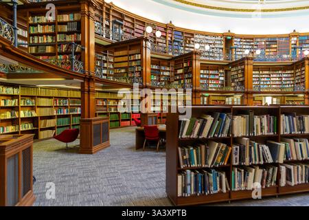 Historischer kreisförmiger Picton Reading Room in der Liverpool Central Library, Stadt Liverpool, England, Großbritannien, fertiggestellt 1879 Stockfoto