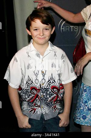 2. August 2006 - Hollywood, Kalifornien, USA - DYLAN CASH-. HRTS - KIDS DAY 2006-. HOLLYWOOD & HIGHLAND, HOLLYWOOD, KALIFORNIEN -.08-02-2006-. NINA PROMMER / 2006.K49075NP (Kredit-Bild: © Globe Photos/ZUMAPRESS.com) Stockfoto