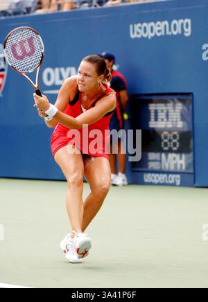 28. August 2006 - New York, New York, USA - K49434AR. US OPEN 2006 in FLUSHING MEADOW PARK QUEENS, NEW YORK NewYork 28.08.2006. ANDREA RENAULT-LINDSAY DAVENPORT(Credit Image: © Globe Photos/ZUMAPRESS.com) Stockfoto