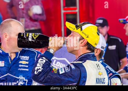 25. Mai 2014 – Concord, NC, USA – Concord, NC – 25. Mai 2014: Jimmie Johnson (48) gewinnt den Coca Cola 600 auf dem Charlotte Motor Speedway in Concord, NC. (Kreditbild: © ASP/Cal Sport Media/ZUMAPRESS.com) Stockfoto