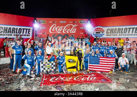 25. Mai 2014 – Concord, NC, USA – Concord, NC – 25. Mai 2014: Jimmie Johnson (48) gewinnt den Coca Cola 600 auf dem Charlotte Motor Speedway in Concord, NC. (Kreditbild: © ASP/Cal Sport Media/ZUMAPRESS.com) Stockfoto