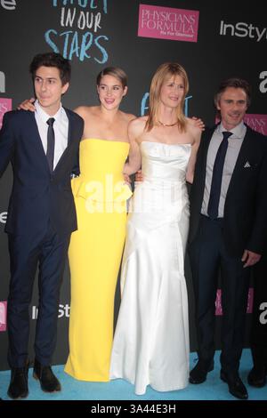 2. Juni 2014 - New York, New York, USA - NAT WOLFF, SHAILENE WOODLEY, LAURA DEN, SAM TRAMMELL. Bei der Premiere von „The Fault in Our Stars“ im Ziegfeld Theatre 6-2-2014. 2014.(Bild: © John Barrett/Globe Photos/ZUMAPRESS.com) Stockfoto