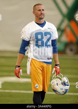 17. Juni 2014 – Miami, FL, USA – der Wide Receiver Brian Hartline nimmt am Dienstag, den 17. Juni 2014, während des Miami Dolphins' Minicamps in Dania, Florida, Teil. (Bild: © Al Diaz/MCT/ZUMAPRESS.com) Stockfoto