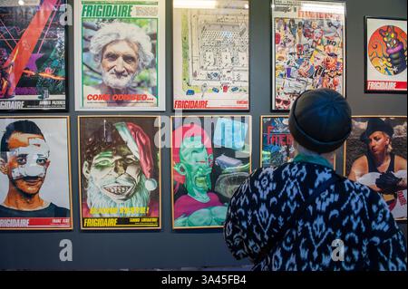 Rom, Italien 18. März 2025: Frigidaire Geschichte und Bilder des revolutionärsten Kunstmagazins der Welt, Ausstellung im Trastevere Museum © Andrea Sabbadini Stockfoto