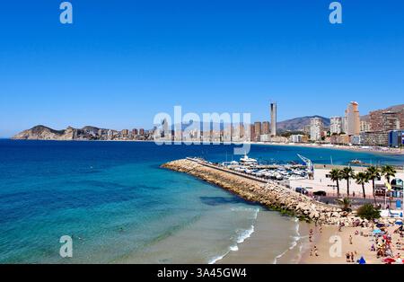 Poniente Strand von Mirador del Mediterraneo, Benidorm, Costa Blanca, Spanien Stockfoto