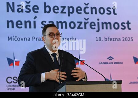 Prag, Tschechische Republik. März 2025. Der tschechische Außenminister Jan Lipavsky spricht auf der 12. Tschechischen Sicherheitskonferenz "unsere Sicherheit kann nicht als selbstverständlich angesehen werden" auf der Prager Burg vor dem Publikum. Auf der Konferenz kommen politische Vertreter und führende Sicherheitsexperten zusammen, um die aktuelle Entwicklung zu bewerten und Pläne für Verteidigung und Sicherheit der Tschechischen Republik vorzulegen. Quelle: SOPA Images Limited/Alamy Live News Stockfoto
