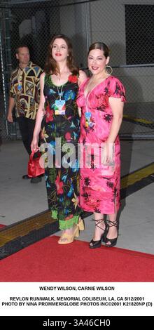 12. Mai 2001 - WENDY WILSON, CARNIE WILSON... REVLON RUN/WALK, MEMORIAL COLISEUM, LA, CA 12.05.2001. NINA PROMMER / 2001 K21820NP (D) (Kredit-Bild: © Globe Photos/ZUMAPRESS.com) Stockfoto
