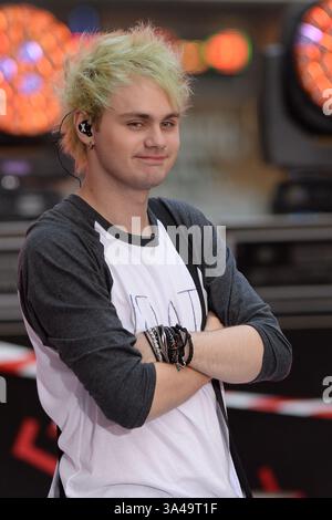 22. Juli 2014 - New York, NY, USA - 22. Juli 2014 New York City..5 Seconds of Summer Auftritt auf NBC Today am 22. Juli 2014 in New York City (Credit Image: © Kristin Callahan - Ace Pictures/Ace Pictures/ZUMA Wire) Stockfoto