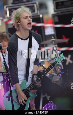 22. Juli 2014 - New York, NY, USA - 22. Juli 2014 New York City..5 Seconds of Summer Auftritt auf NBC Today am 22. Juli 2014 in New York City (Credit Image: © Kristin Callahan - Ace Pictures/Ace Pictures/ZUMA Wire) Stockfoto